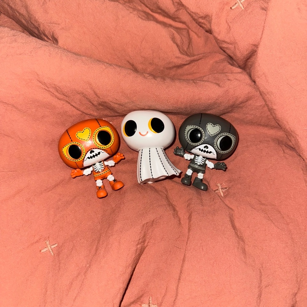Skeleton and Ghost Figurines